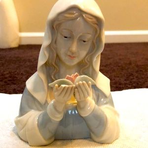 Porcelain, Blessed Virgin Mary